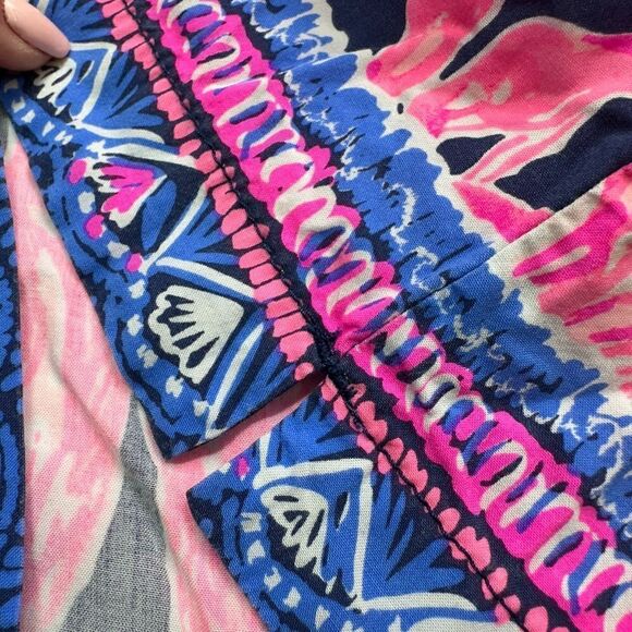 Lilly Pulitzer - Katia Shorts: "High Tide Navy Via Amor" Small - Picture 9 of 10